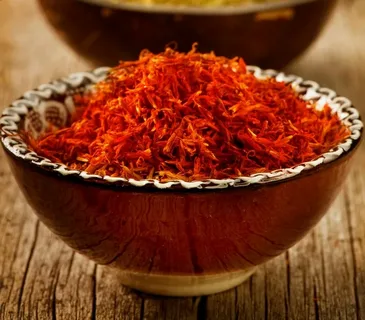 زعفران خشک خالص با تازگی و عطر طبیعی